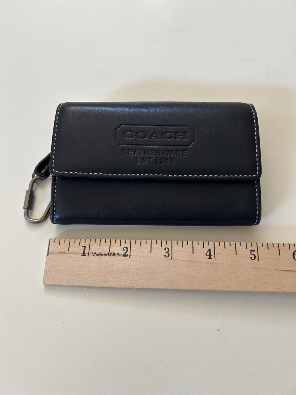 Pre-owned Coach Compact Black Leather wallet with White Stitching and Metal Clip - Picture 6 of 7